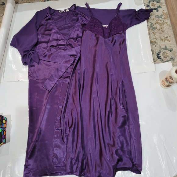 Vintage Victorias Secret Purple Sleepwear Set Robe And Slip